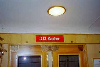 Bild 12 Schild 3.Klasse Raucher