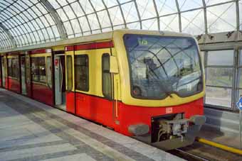 Bild 35 Typische Fronfscheibe BR 481, Spitzname Taucherbrille