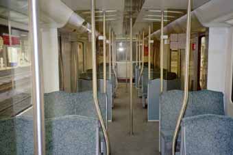 Bild 37 Innenausstattung, blaue Stoffsitze