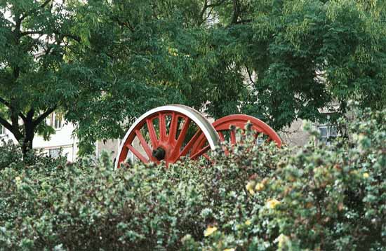 Bild 16  1 Treibachse mit 2 R&auml;dern im Geb&uuml;sch