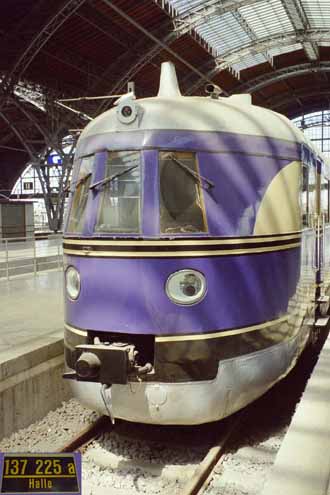 Bild 31 Dieseltriebzug Fliegender Hamburger DR 