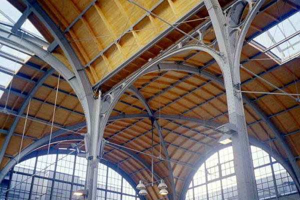 Bild 47 Kathedralendach Bhf Kiel