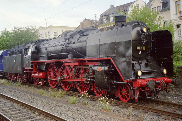 Bild 60 Schnellzuglok 01 118 